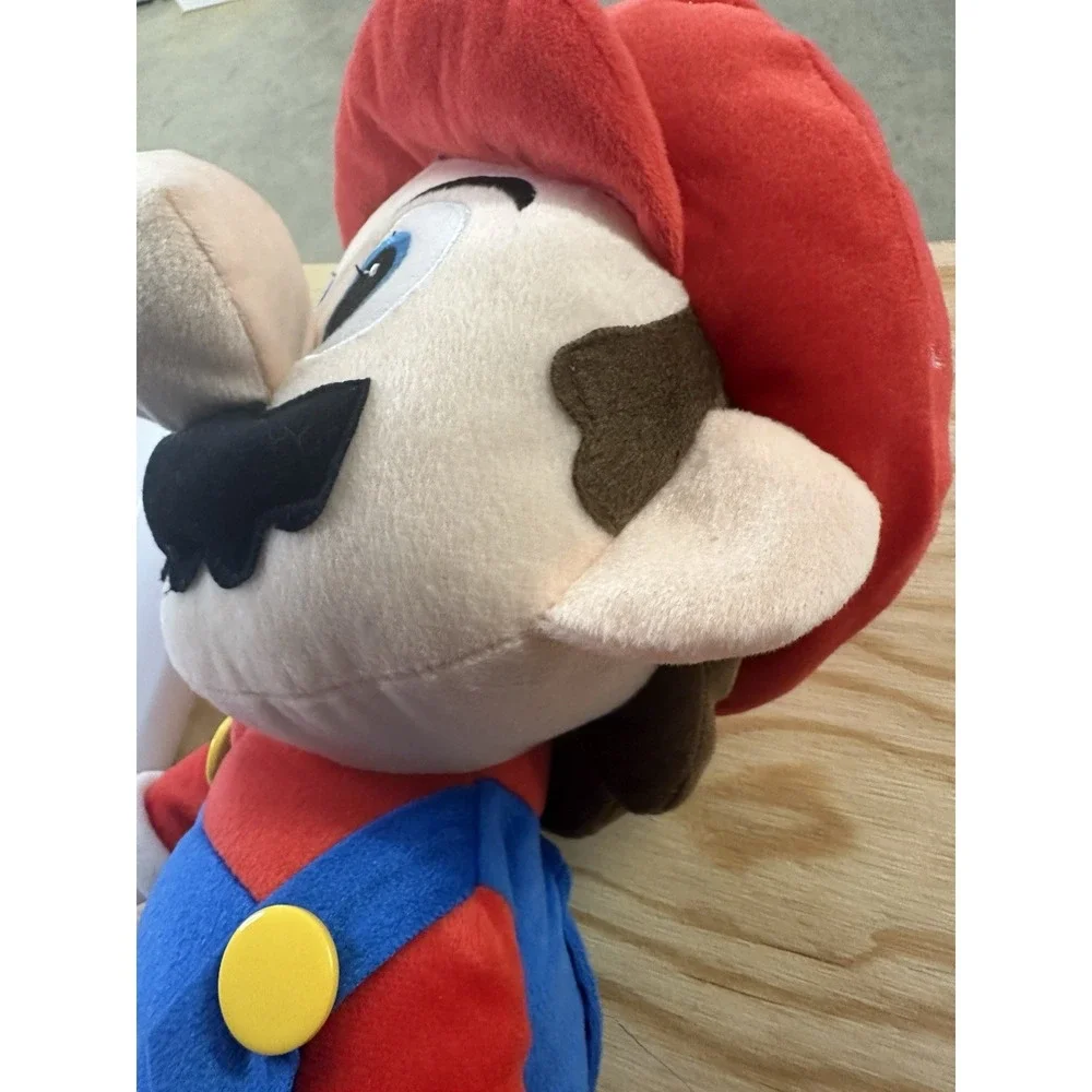 Super Mario Official Nintendo Large 20 Inch Plush‎ Stuffed Toy Very Clean